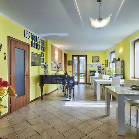 B&B-FORESTERIA Casa Della Musica Lake Como-2